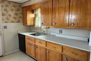 1436 Clinton St, Niles, OH 44446 - Photo 3