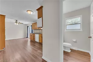 5498 Broad Blvd, North Ridgeville, OH 44039 - Photo 9