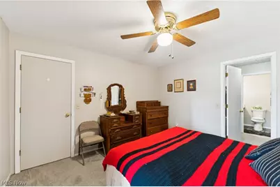 8615 Scenicview Drive, Grandview Heights, OH 44147 - Photo 19