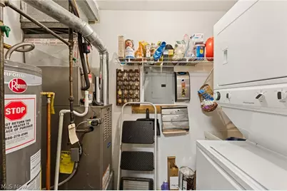 8615 Scenicview Drive, Grandview Heights, OH 44147 - Photo 35