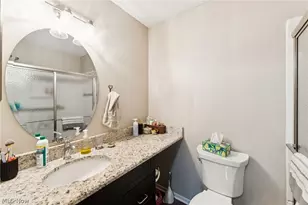 8615 Scenicview Dr, Grandview Heights, OH 44147 - Photo 25