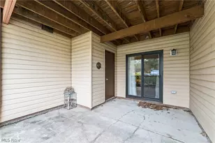 8615 Scenicview Dr, Grandview Heights, OH 44147 - Photo 39