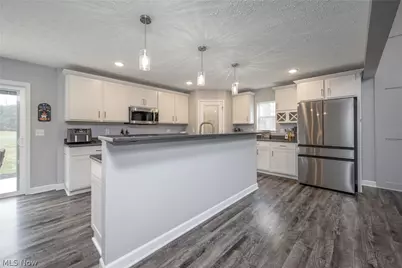1330 Chelton Drive, Kent, OH 44240 - Photo 9