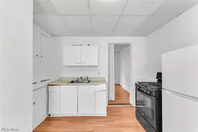 2113 Halstead Avenue M/#2, Oakwood, OH 44107 - Photo 7