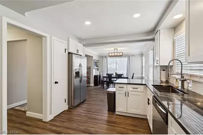 4284 Silsby Road, University Heights, OH 44118 - Photo 11