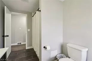 4284 Silsby Rd, University Heights, OH 44118 - Photo 23