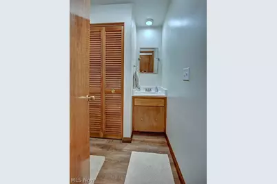 401 E 18th Street, Dover, OH 44622 - Photo 17