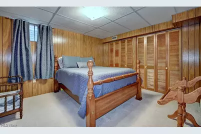 401 E 18th Street, Dover, OH 44622 - Photo 31