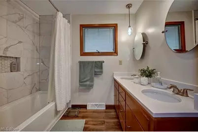 401 E 18th Street, Dover, OH 44622 - Photo 25