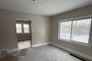 16902 Langly Ave, Loveland, OH 44128 - Photo 9