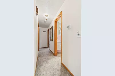 3595 Rolling Ridge Road NE, Canton, OH 44721 - Photo 23