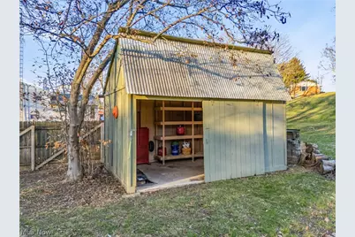 3595 Rolling Ridge Road NE, Canton, OH 44721 - Photo 33