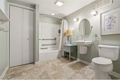 3595 Rolling Ridge Road NE, Canton, OH 44721 - Photo 21