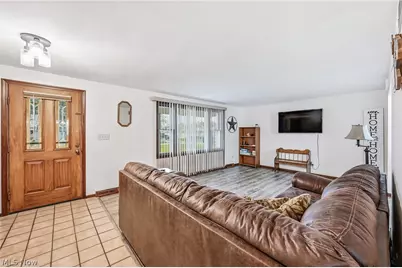 4562 Sheffield Drive, Austintown, OH 44515 - Photo 13