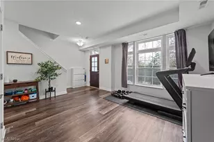 12023 Ashbury Ave, Loveland, OH 44106 - Photo 7