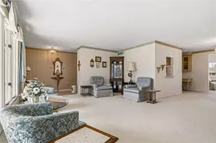 1520 Greenbriar Dr, Ashland, OH 44805 - Photo 3