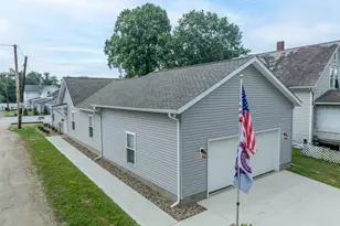 347 Ray Ave NE, New Philadelphia, OH 44663 - Photo 3