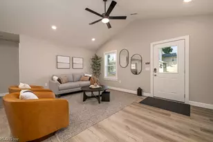 347 Ray Ave NE, New Philadelphia, OH 44663 - Photo 9