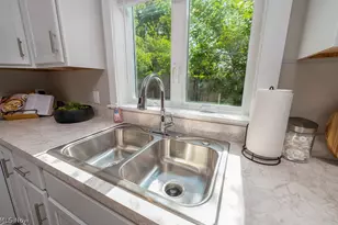 347 Ray Ave NE, New Philadelphia, OH 44663 - Photo 13