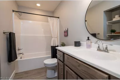 347 Ray Avenue NE, New Philadelphia, OH 44663 - Photo 15