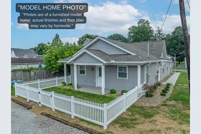 347 Ray Avenue NE, New Philadelphia, OH 44663 - Photo 1