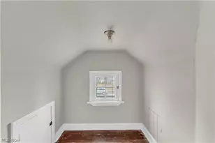 21303 Kenyon Dr, Maple Heights, OH 44137 - Photo 19