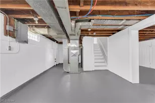 21303 Kenyon Dr, Maple Heights, OH 44137 - Photo 23