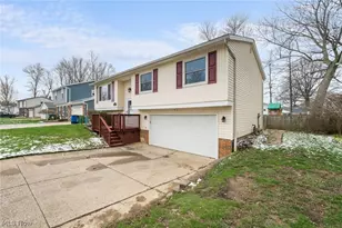 407 Ridgewood Dr, Eastlake, OH 44095 - Photo 31