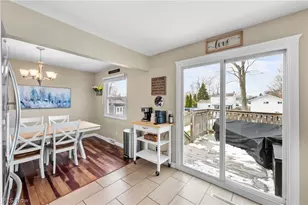 407 Ridgewood Dr, Eastlake, OH 44095 - Photo 7