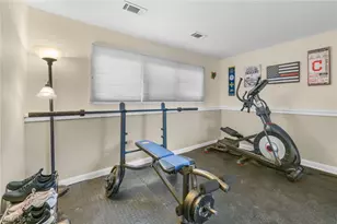 407 Ridgewood Dr, Eastlake, OH 44095 - Photo 21