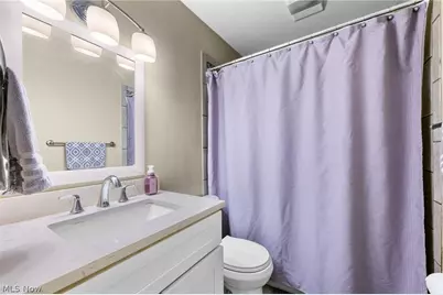 407 Ridgewood Drive, Eastlake, OH 44095 - Photo 17