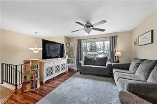 407 Ridgewood Dr, Eastlake, OH 44095 - Photo 3