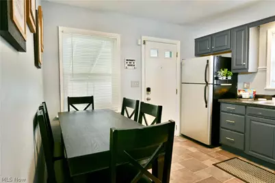 1153 Meadowbrook Avenue SE, Warren, OH 44484 - Photo 9