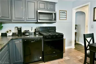 1153 Meadowbrook Ave SE, Warren, OH 44484 - Photo 11