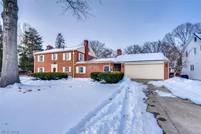 201 E 12th Street, Dover, OH 44622 - Photo 1