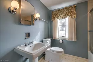 201 E 12th St, Dover, OH 44622 - Photo 35