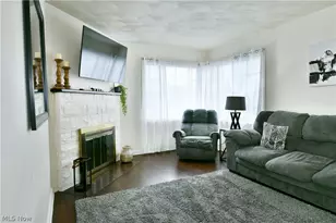 374 Meadowbrook Ave SE, Warren, OH 44483 - Photo 7