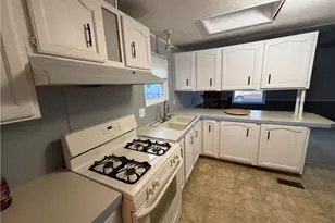 856 Beech Ave, Painesville Twp, OH 44077 - Photo 3