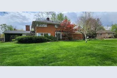 3224 Halsey Drive NE, Warren, OH 44483 - Photo 1