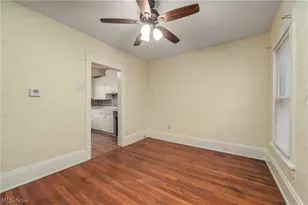 37948 Barnes Ct, Willoughby, OH 44094 - Photo 9