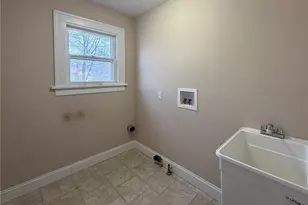 45 Summit Ave, Niles, OH 44446 - Photo 9