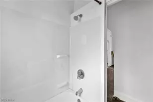 880 Stevenson Rd, Loveland, OH 44110 - Photo 15