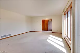 7107 Chatham Rd, Medina, OH 44256 - Photo 5