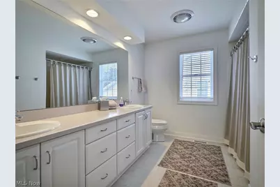 441 W Glengary Circle, Highland Heights, OH 44143 - Photo 25