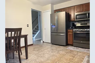 236 Northfield Drive, Elyria, OH 44035 - Photo 5