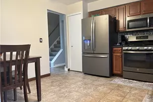 236 Northfield Dr, Elyria, OH 44035 - Photo 5