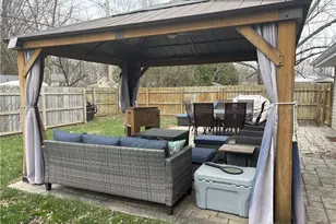 236 Northfield Dr, Elyria, OH 44035 - Photo 3