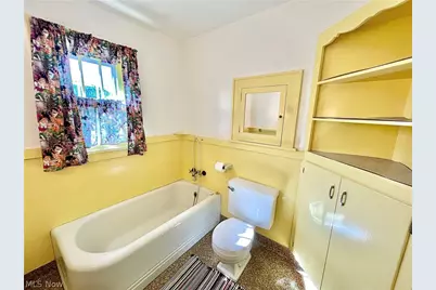 716 Grove Street, Conneaut, OH 44030 - Photo 9