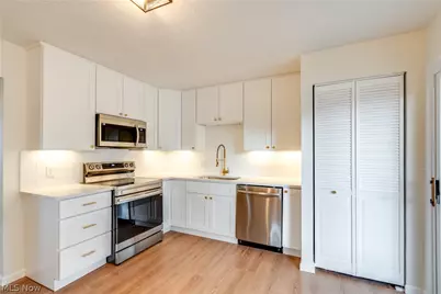 387 Harcourt Road, Vermilion, OH 44089 - Photo 5