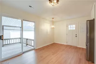 387 Harcourt Rd, Vermilion, OH 44089 - Photo 9